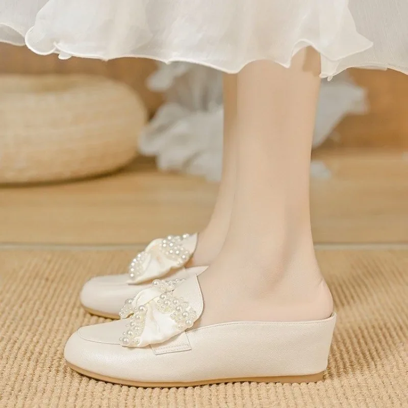 

Летние Новые полутапочки Baotou, каблуки на танкетке с бантом, Одноэтапные Тапочки