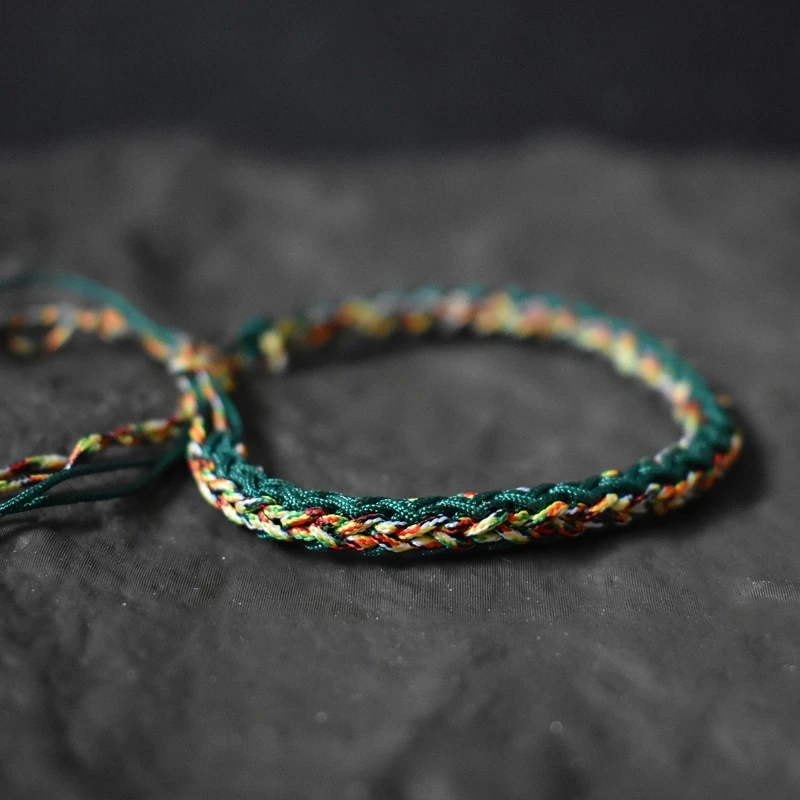 Bracciale Tibetano Della Fortuna In Corda: Porta Fortuna Regolabile, Lavorato A Mano Per Donne, Uomini E Adolescenti (Nero/Rosso)