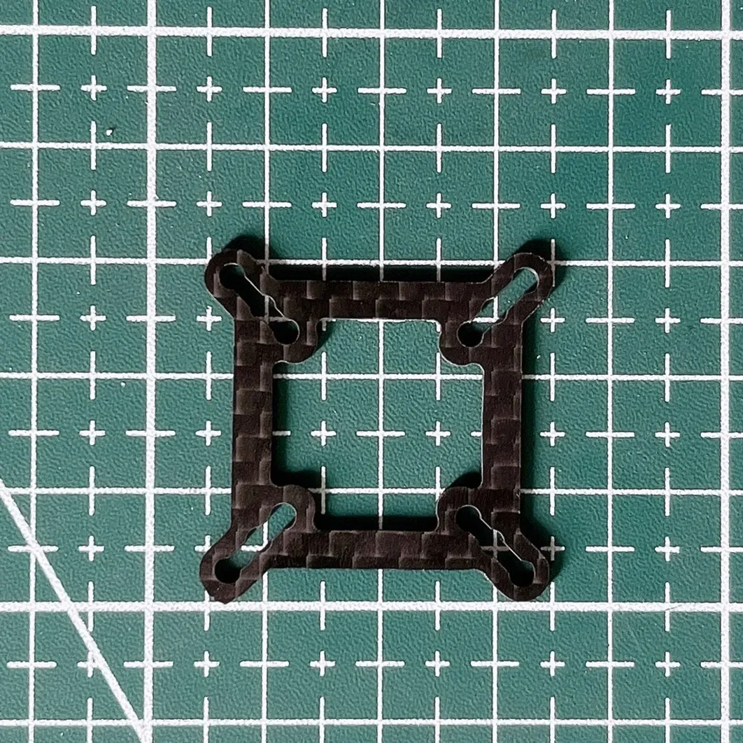 Micro moteur 16x16 mm adapté aux petits projets électroniques
