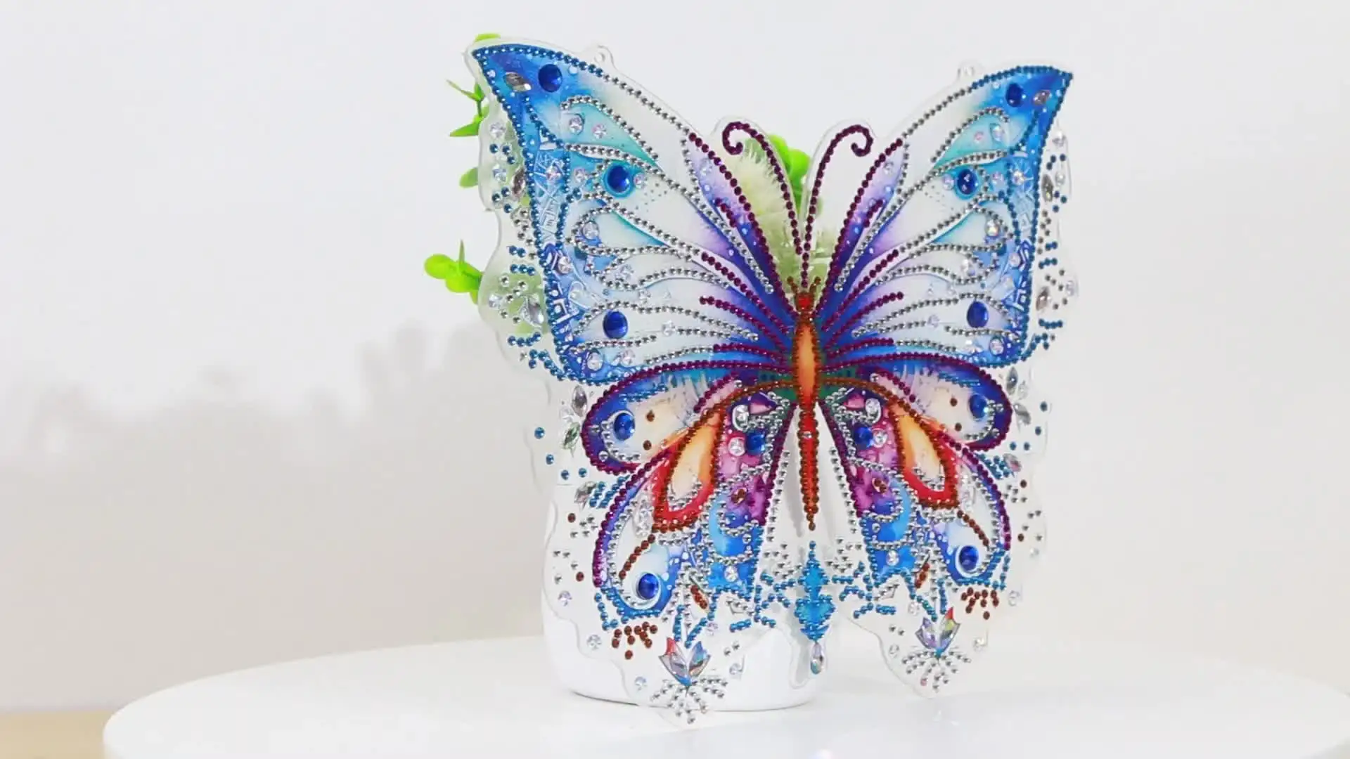 Diamant Peinture Pendentif, Papillon Bleu Avec Fleurs, 5d Diamond Painting Suspension Décorative En Plaque Acrylique, Pour Porte, Fenêtre Ou Jardin