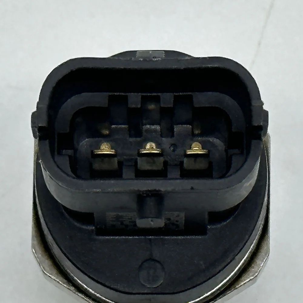 Part Number 0281006164 Fuel Rail Pressure Sensor 55230827  50438237 For V-AUXHALL O-PEL S-UZUKI P-EUGEOT Citroenn