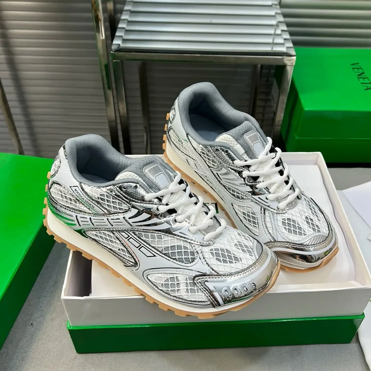 Chaussures New Orbit Sneaker homme femme semelle épaisse gain de hauteur rétro mesh respirable couple
