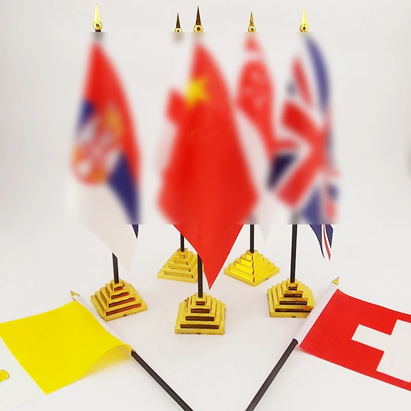 10Pcs Gold-Plated Plastic Base Round Square Flagpole Base Table Flag Holders Mini Flag Bases Decoration flag pole attachments