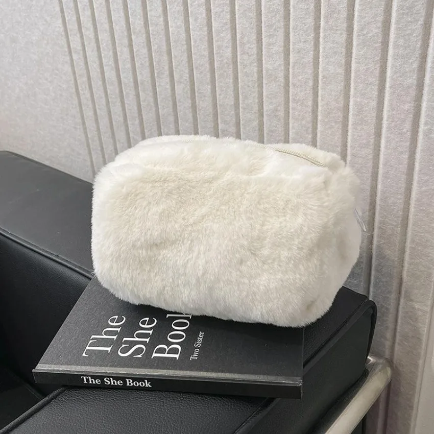 New 1 Pcs Plush Cosmetic Bag Pencil Girl Candy Color Hand Bag Banquet Party Lady Cosmetic Bag Makeup