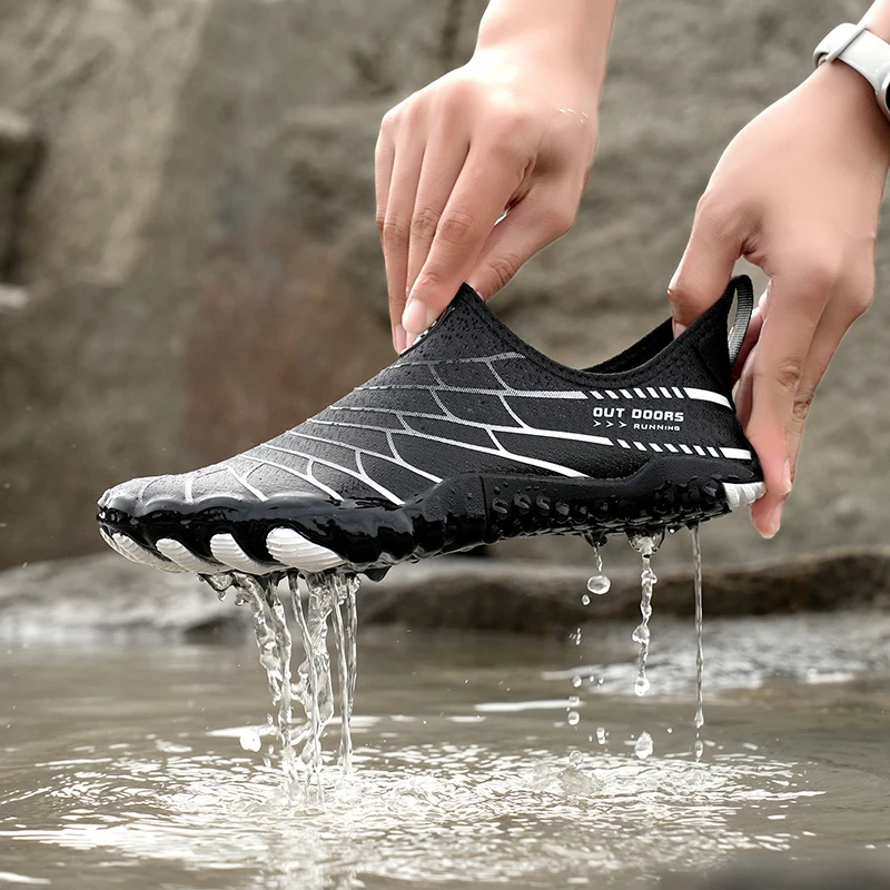 Unisex Wide-Toe Quick-Dry Water Shoes - Non-Slip, Soft-Sole, Ideal for Fitness & Beach Activities
