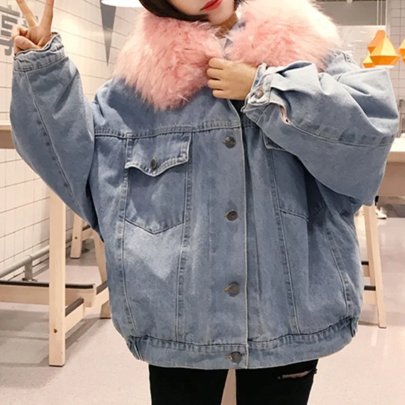 

Autumn Winter Plush Thick Warm Denim Coats Women Big Furry Collar Single Breasted Hooded Denim Jacket Casual Commute Overwears