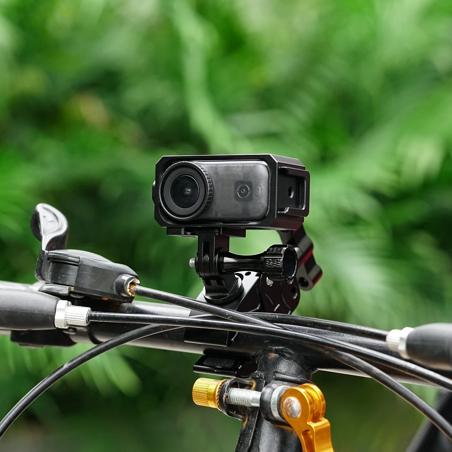 DJI 오즈모 나노 카메라 케이지 2핀 어댑터 1/4 나사 콜드 슈 마운트 삼각대 헬멧 브래킷 마그네틱 충전 베이스 옵션