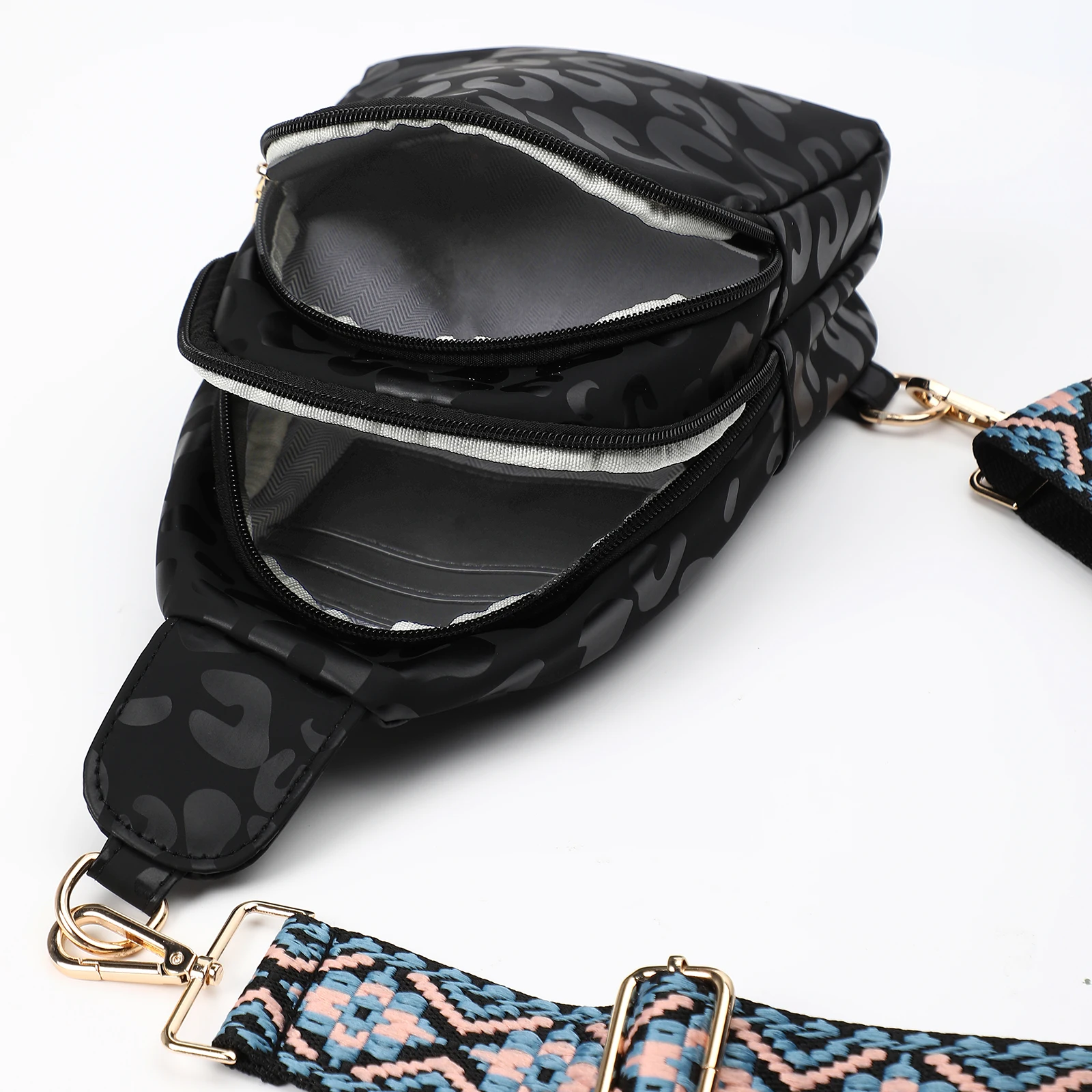 Sling Bag For Women Crossbody Aztec Guitar Strap Small Chest Bag PU Leather Daypack Waist Fanny Pack Cycling Sports Travel