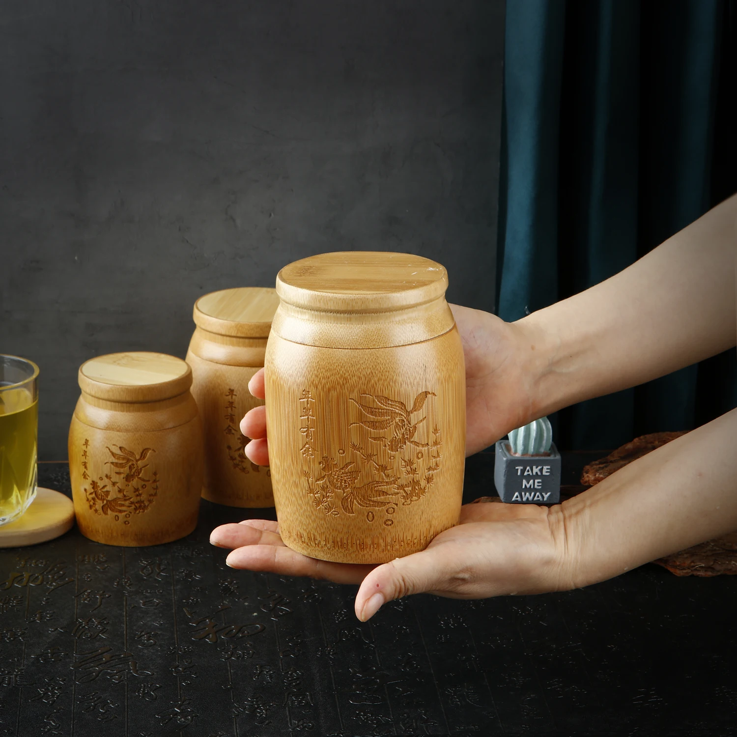 Chinese carved bamboo tea canister tea tin box Handmade food spice organizer case lid seal kitchen storage