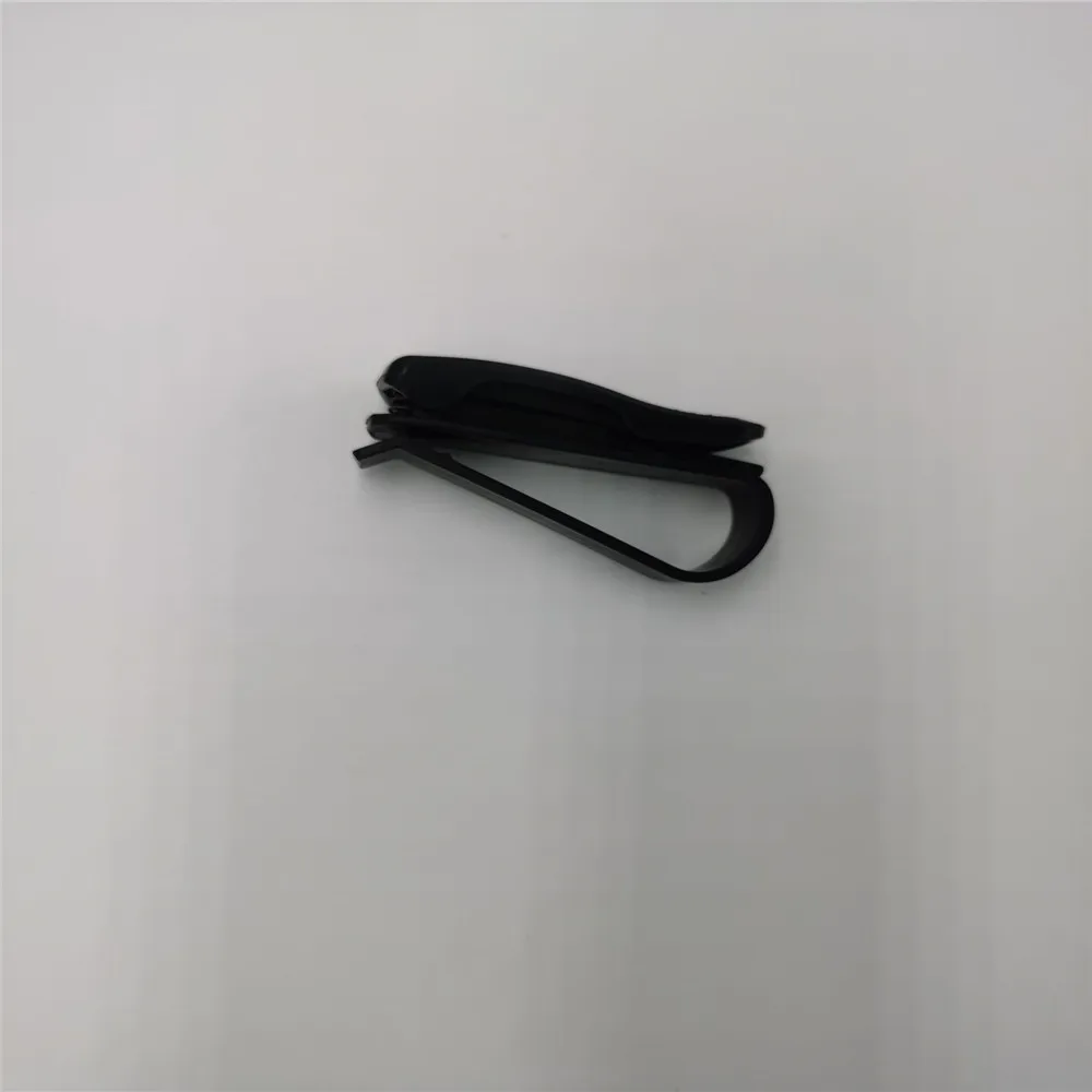 Auto Fastener Card ticket glasses clip for Subaru Impreza Spoiler ester XV Legacy B4 Outback Sti Tribeca Wrx Brz