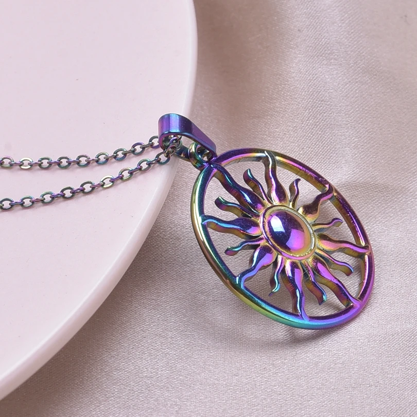 Fashion Round Sun Pendant Necklaces For Women Men Accessories Hope Jewelry Stainless Steel Necklace Vintage Choker Birthday Gift