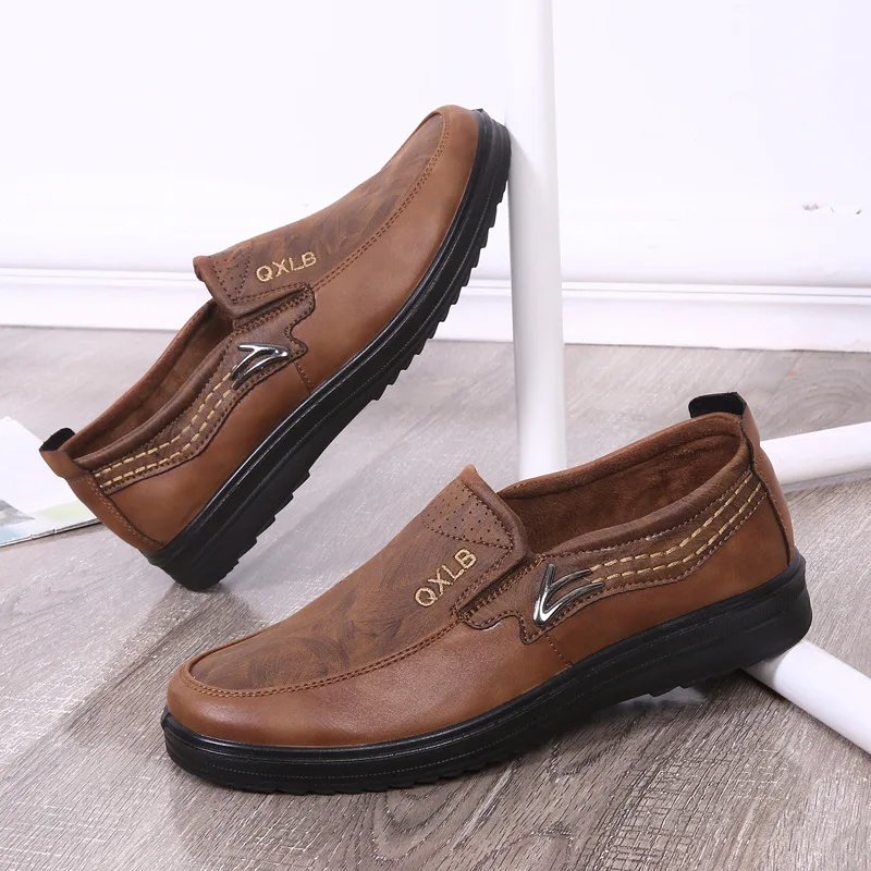New Men Casual Shoes Fashion Slip on Leather Loafers Male Comfortable Anti-slip Flat Shoes Zapatos Casuales Hombres Men Sneakers