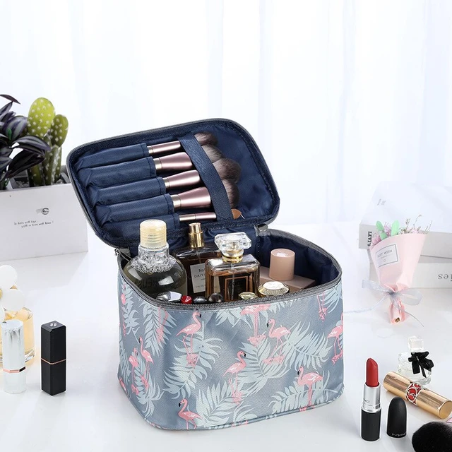 Waterproof Portable Women Makeup Bag High Capacity Toiletries