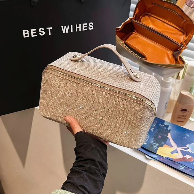 Borsa per cosmetici, nuova grande capacità, borsa per cosmetici di fascia alta, design con glitter fini, borsa da toilette leggera e comoda