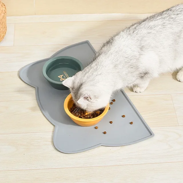 Prevent Food and Water Spills Easy To Clean for Dogs and Cats Pet Placemats Are Waterproof and Non Slip To