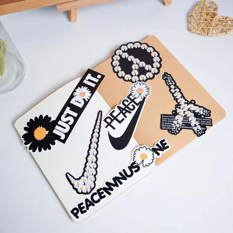 Decorative Stickers Cute Little Daisy Waterproof and Traceless White Glue Trolley Case Sticker Laptop Personalized Decorative Sticker Painting