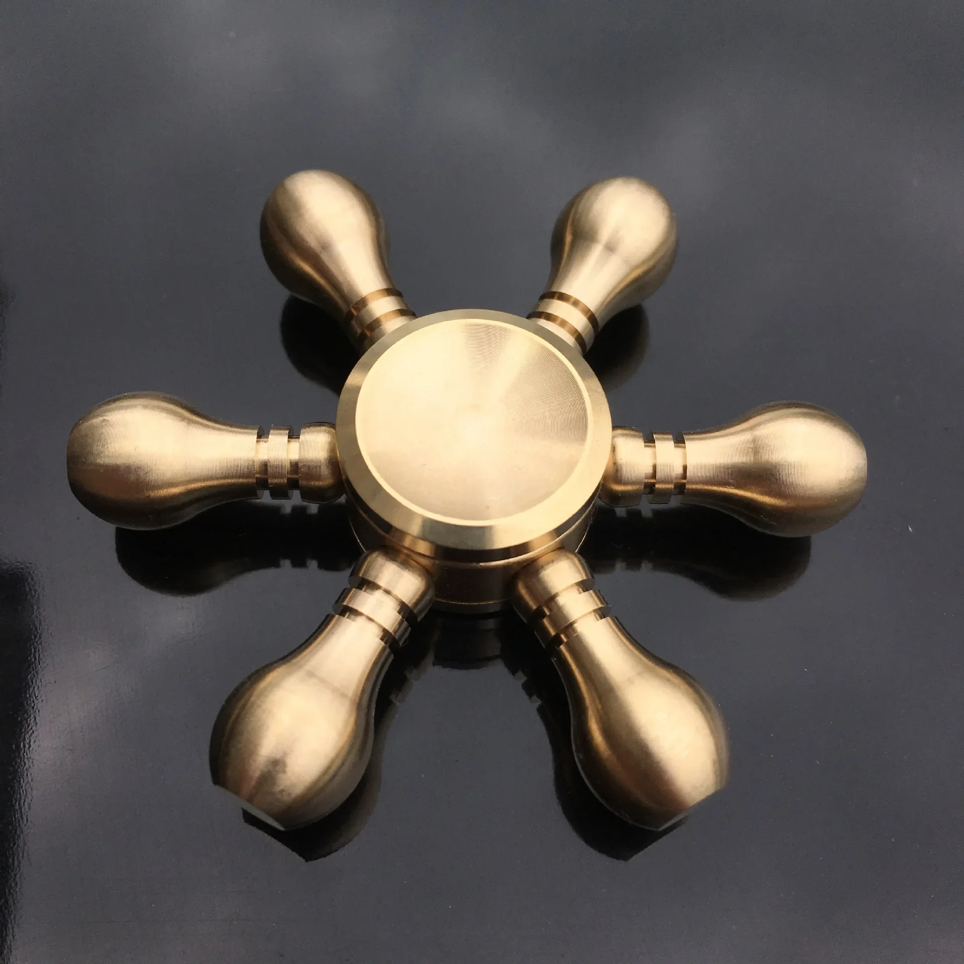 金ハンドスピーナー Hand Spinner,fidget spinner 高品質のハンドスピナー,指先gyro