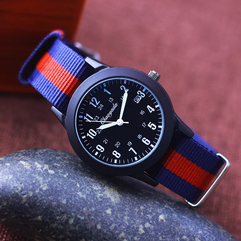 Рисунок 4 - Часы наручные в полоску