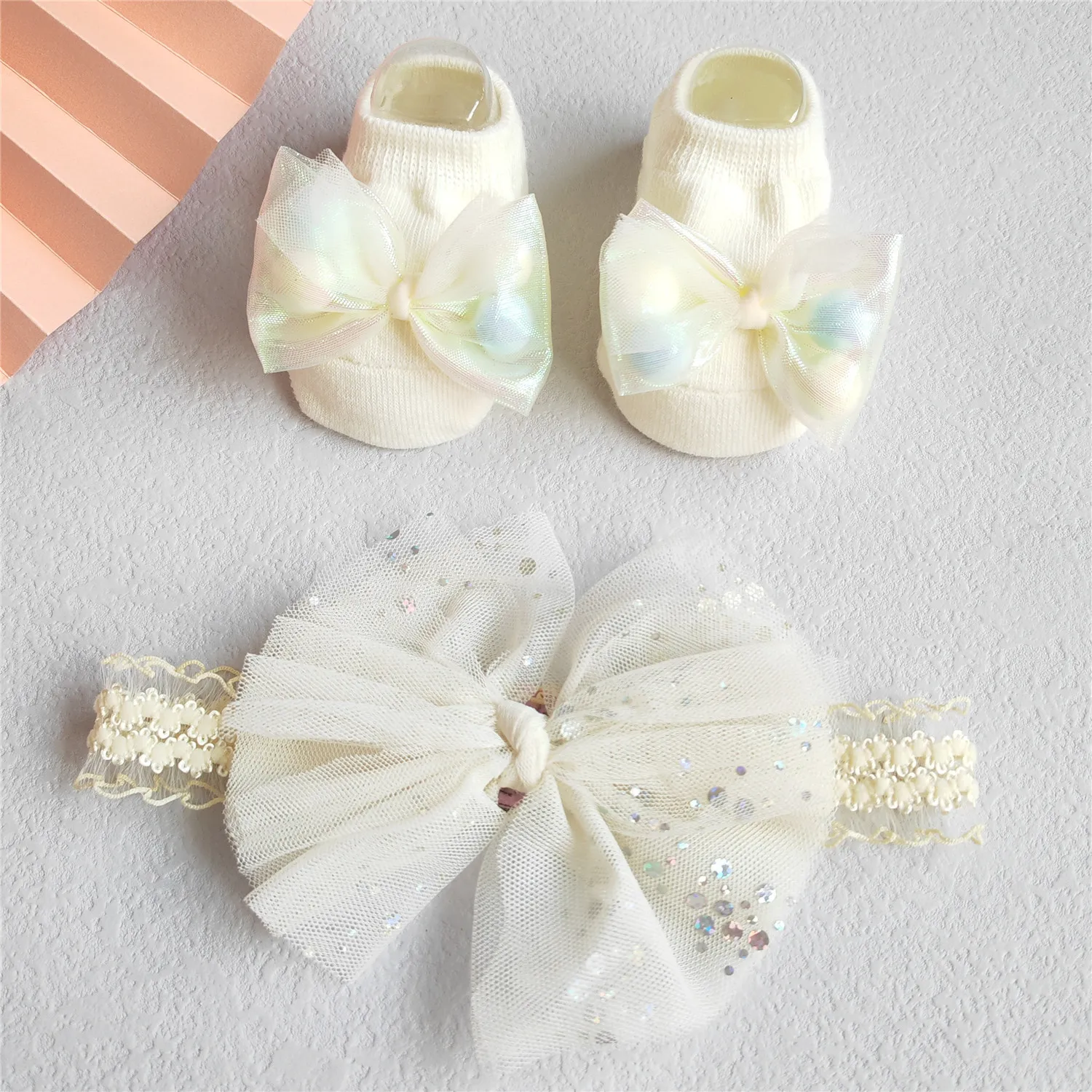 2 pièces bébé Ensemble bandeau et chaussettes pour fille
