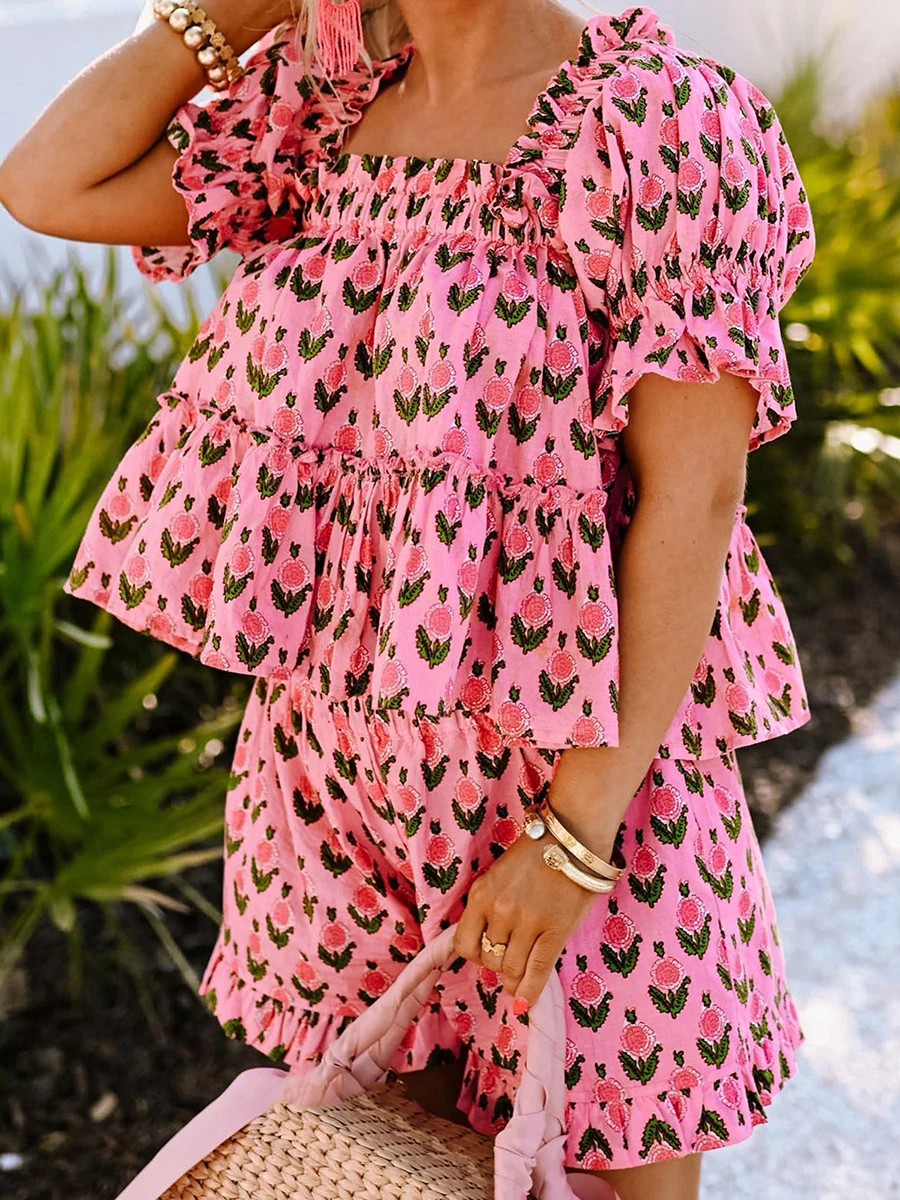 Women s 2 Piece Pajama Set with Lace Trim V-Neck Camisole and Elastic Waist Shorts for Cozy Loungewear and Sleepwear