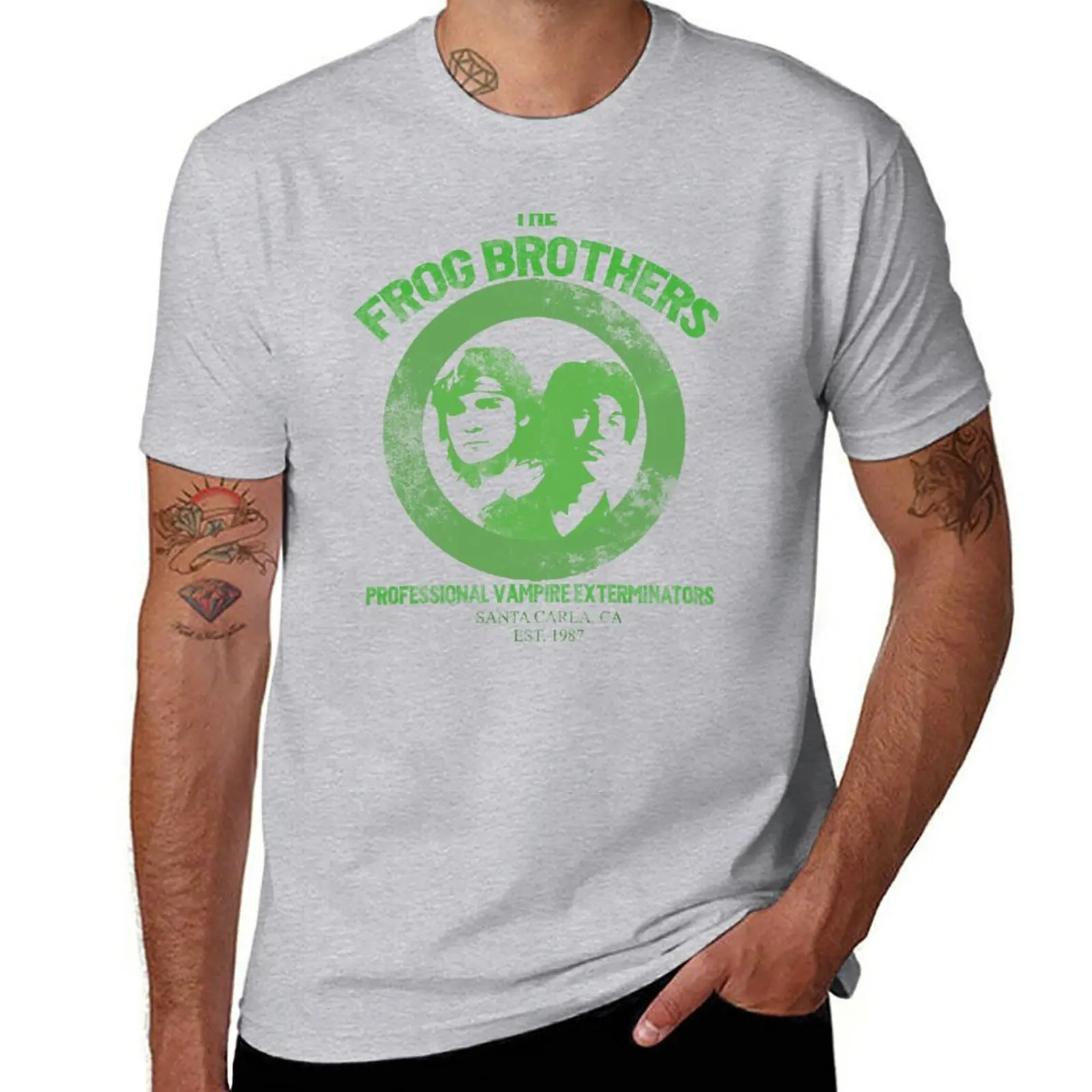 

New Frog Brothers-Vampire Extermination T-Shirt customized t shirts T-shirt men
