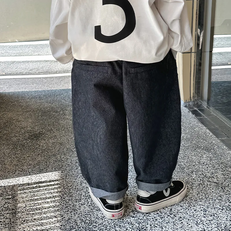 

Детские джинсы с прямыми штанинами, брюки для мальчиков на весну и осень, модели для маленьких мальчиков, Новинка Весна 2024, детские свободные брюки, одежда