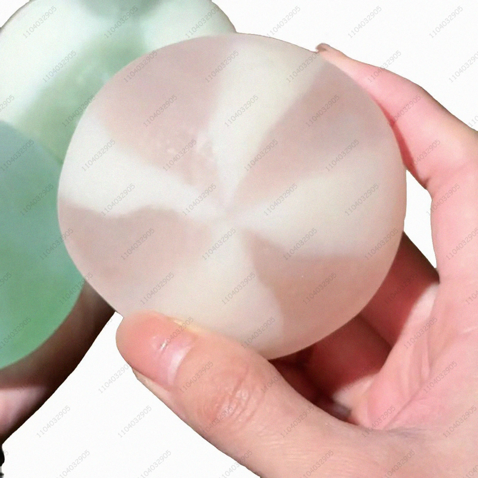 멀티 컬러 스노우 스킨 모찌 스트레스 볼 벨벳처럼 부드러운 스퀴즈 볼 스퀴시 장난감 ASMR 감각 완화 피젯 장난감 (성인 및 어린이용)