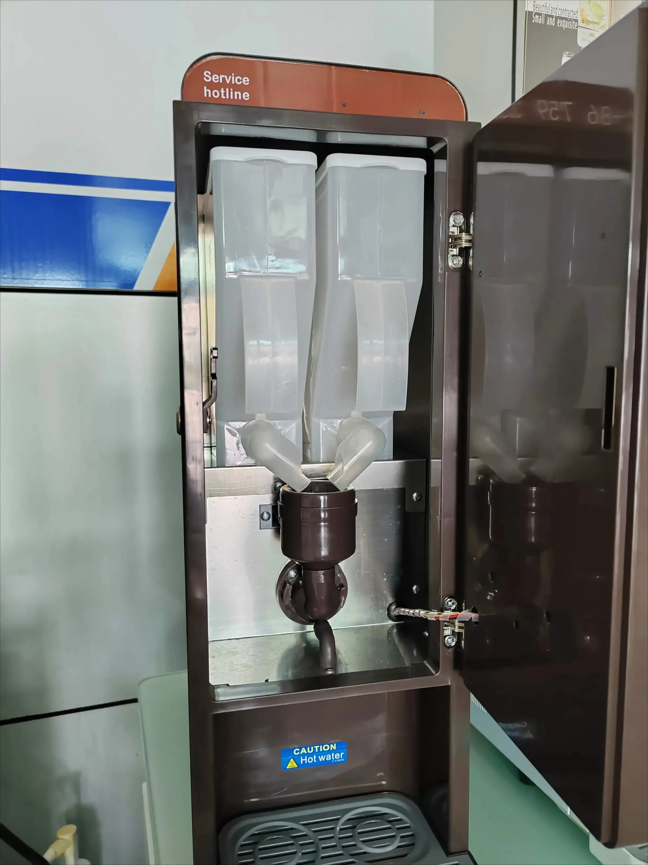 Automatic Hotel Coffee Vending Machine for Commercial Using with Competitive Price Customized Plug 3
