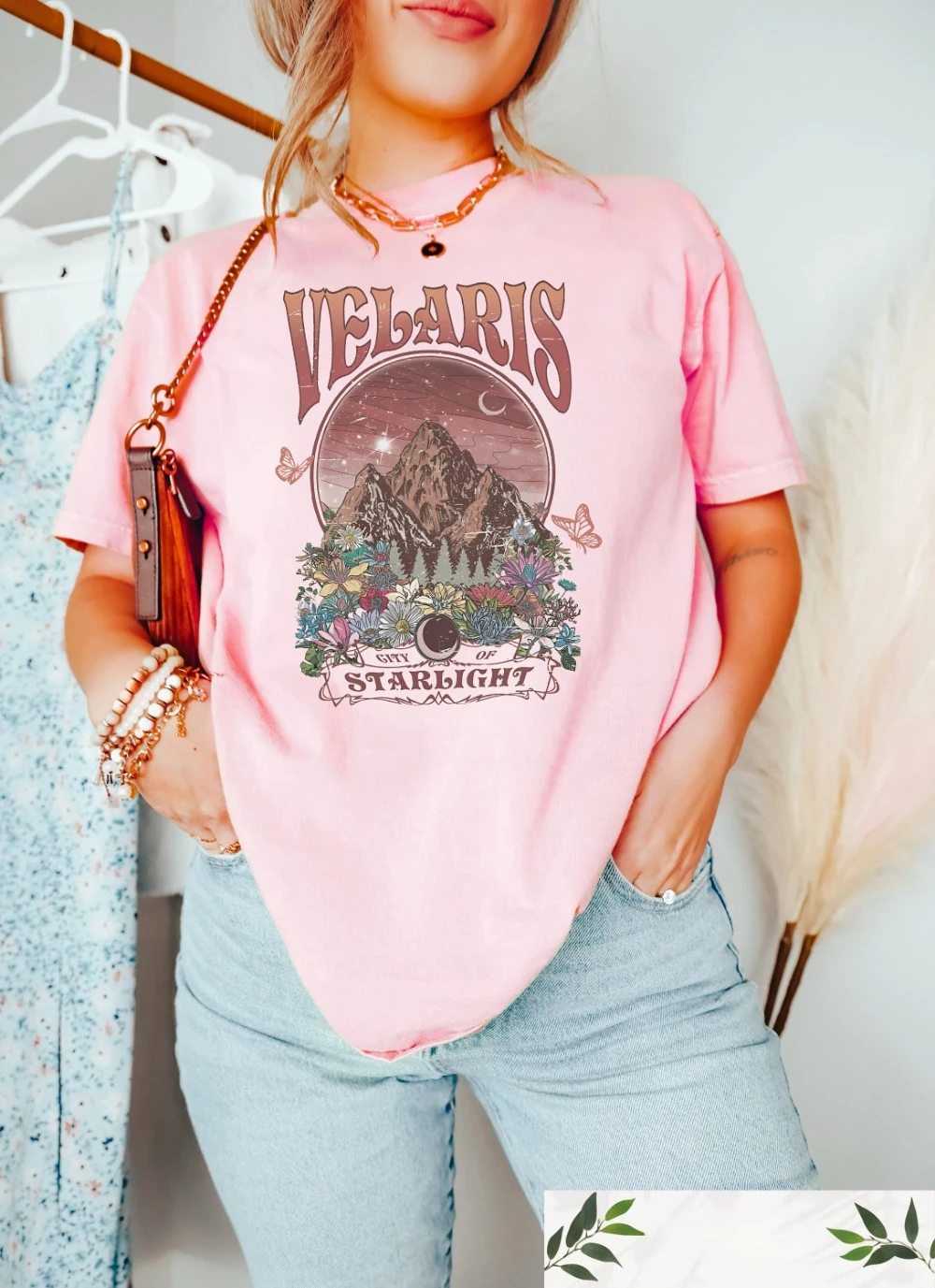 Velaris Comfort Colors T-Shirt Dornen und Rosen Court of Dreams Shirt Acotar Comfort Color Shirt Night Court Acotar Sarah J Maas – Detail 8