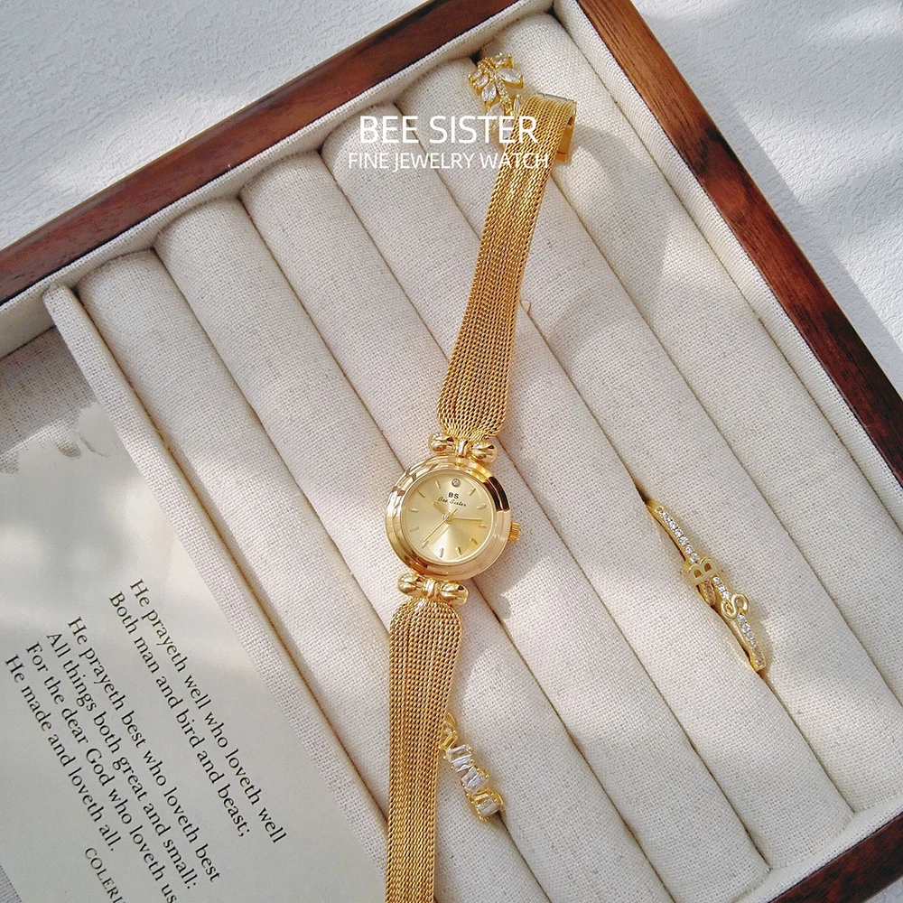 ساعة نسائية ذهبية عتيقة بحزام شبكي مقاوم للماء كوا...