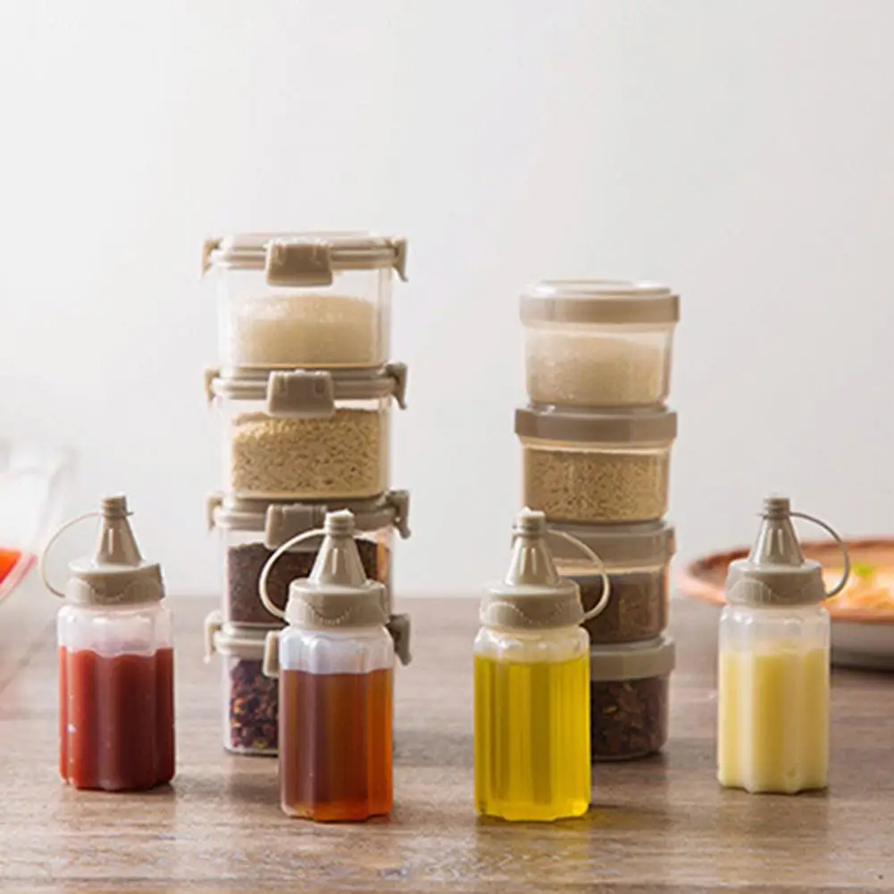 4Pcs Seasoning Jar Good Airtightness Transparent Squeeze Bottle Leakproof PP Pepper Holder Condiment Dispenser For Restaurant