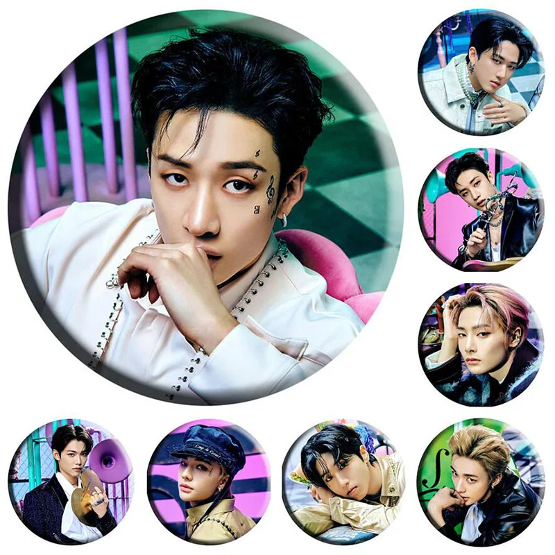 

_ Kpop Idol бродячие дети, звуковая брошь, значок, булавка, значок