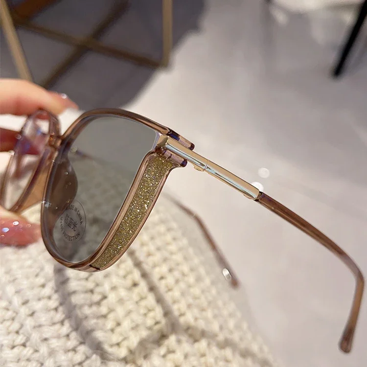 Modische Kurzsichtigkeitsbrille, trendige Luxus-Farbwechsel-Myopie, luxuriöse photochrome Outdoor-Brille für Damen und Herren, Katzenauge – Detail 1