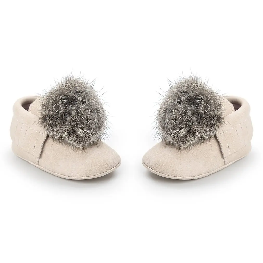 

Baby Boys and Girls Pompom Ball Beginner Shoes Soft Sole Crib Shoes Newborn Non-slip Moccasins Shoes