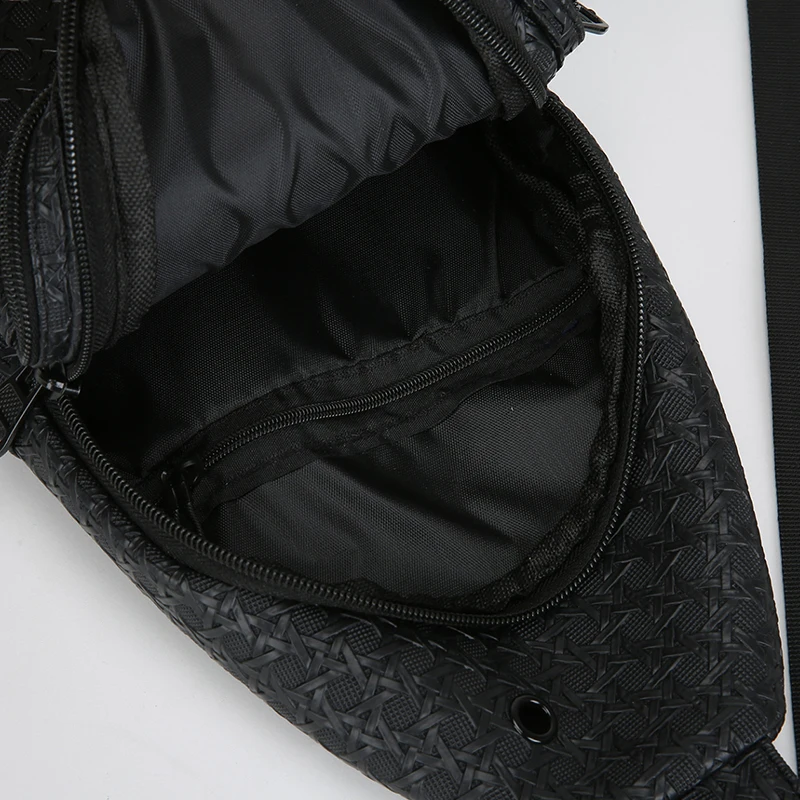 Men's chest bag - Crossbody bag - Adjustable shoulder strap - Unrestricted design - Ideal for travel, outdoor activities, and co