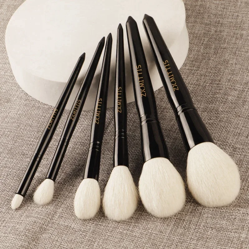 The Original Makeup Brushes Luxury Natural Long-Tip Goat Hair Black Handle Cosmetic Kit Tools for Powder Blush Highlight Shadow 2
