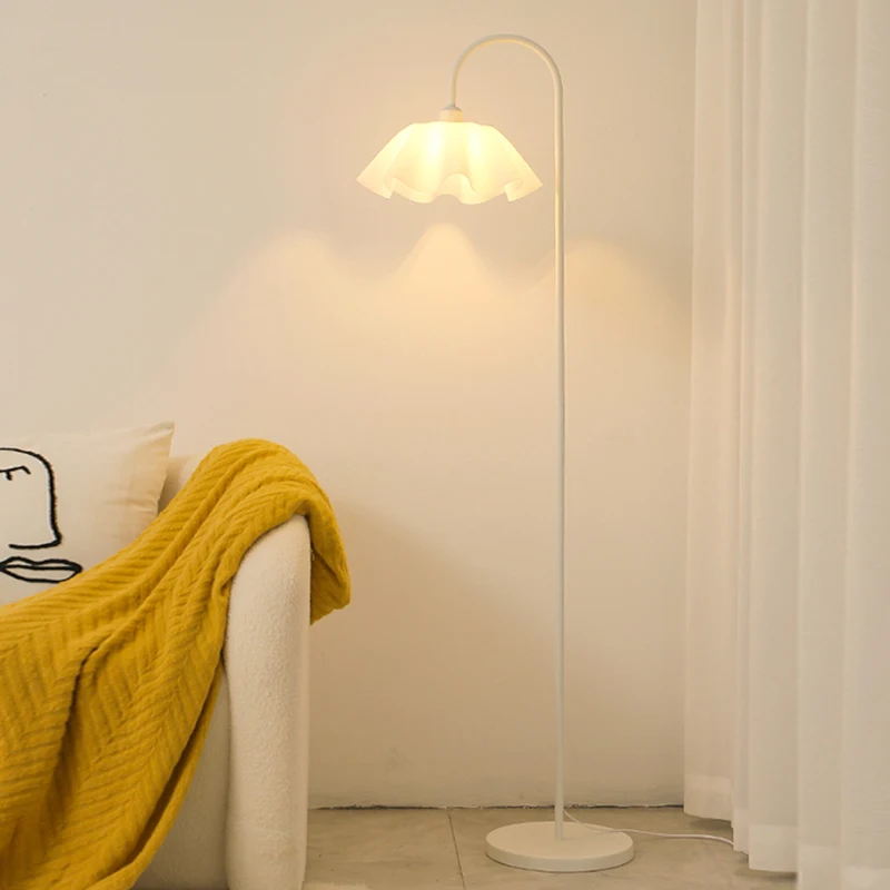 

Flower LED floor lamp white minimalist modern style living room decoration atmosphere lamp bedside bedroom floor lamp