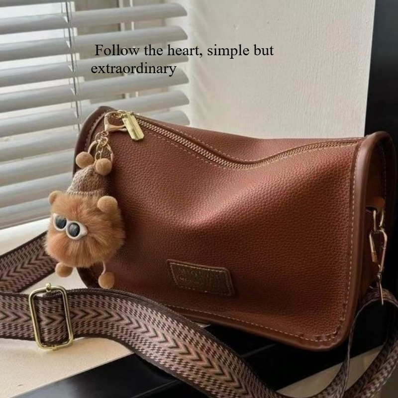 Bag Boston women's high-end baguette shoulder bag popular this year's wideband slant small pillow bag