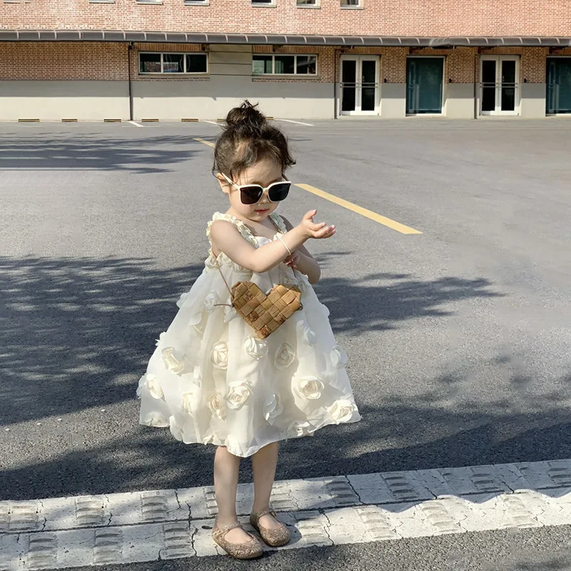 

Children Wear 2023 Summer New Girls Dress Fashion Gauze Flower Sling Princess Skirt Kids Clothes Girls Cute Girls Dress