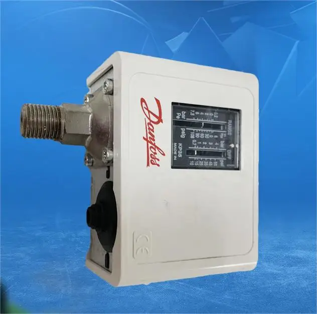 New Original Danfoss KP35 060-113366 Adjustable Electronic Pressure Switch