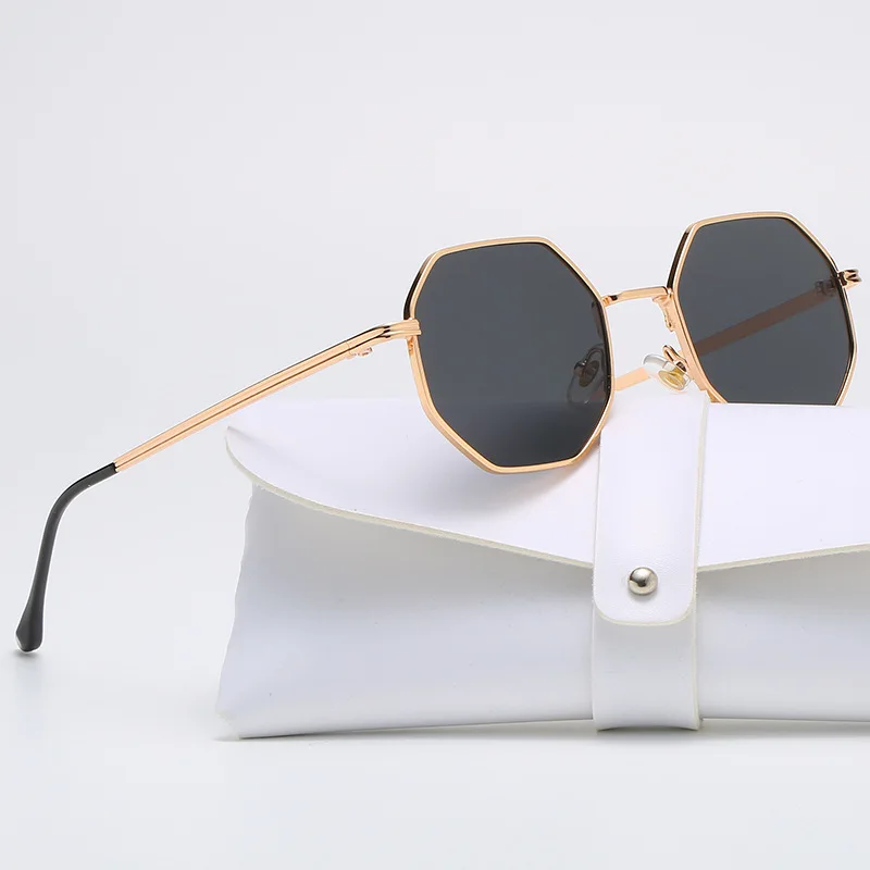 Square Sunglasses Man Woman Small Frame Polygon Metal Vintage Retro Octagon