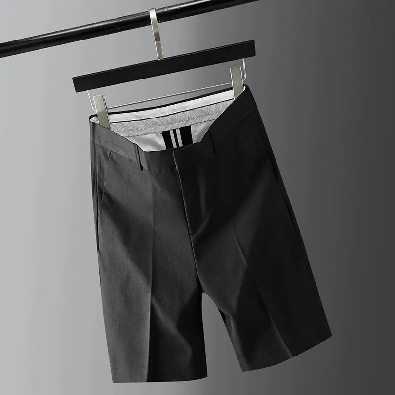 2024 Summer Casual Loose Oversize High Waisted Drape Anti Wrinkle Solid Color Versatile Ice Silk Five Point Suit Shorts for Men