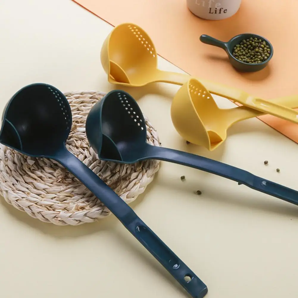 Oil-separating Spoon Oil Filter Spoon Oil-separating Hot Pot with Long Handle for Safe Cooking for Kitchen