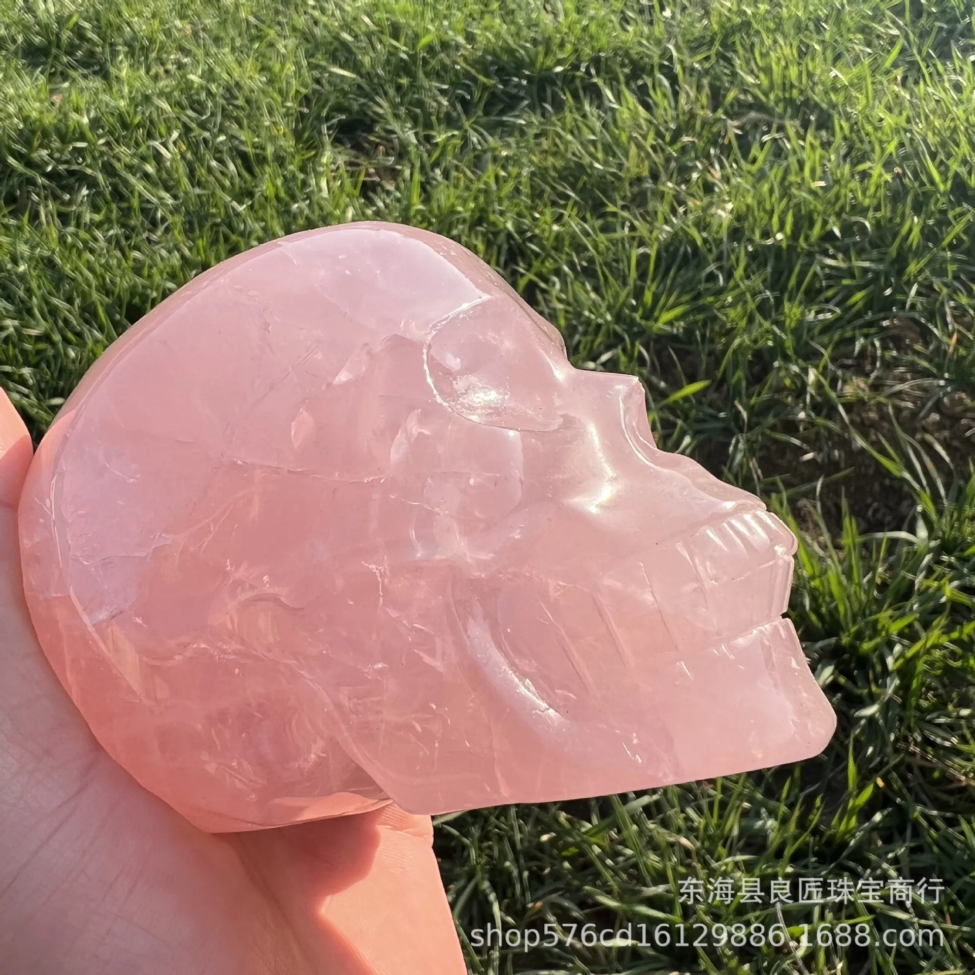 

Natural High Quality pink crystal stone skull ornament carved original stone Home Decor Fengshui Ornaments 1pcs Large Ornaments