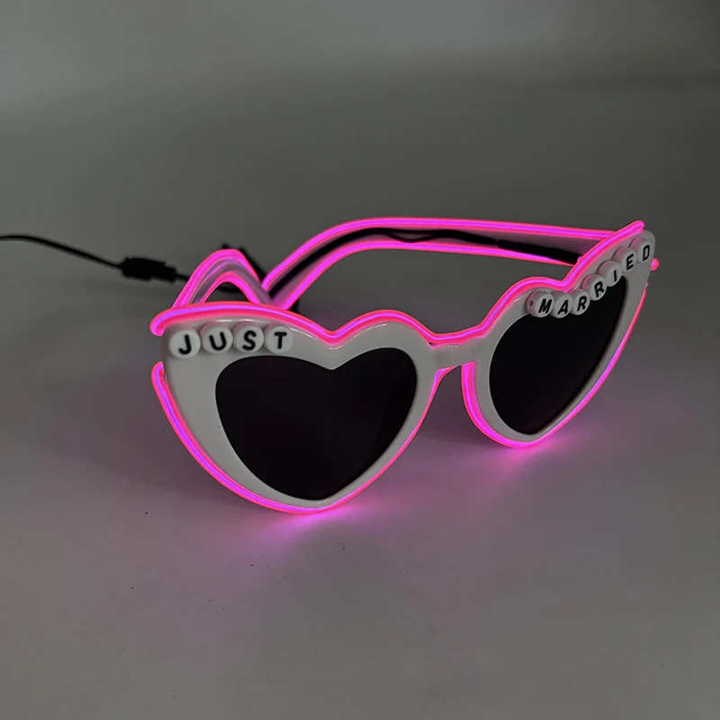 LED Herzförmige Sonnenbrille 'Just Married' Leuchtende Brille für Brautparty Hochzeitsdekorationen Geschenk für Frischvermählte – Detail 14
