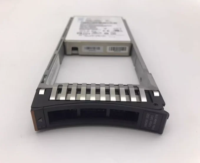 For 00NC584 00AK378 00Y5909 200G SAS SSD 12Gb V3700 Solid State Drive