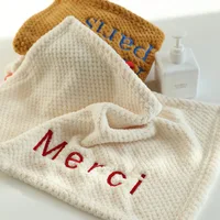 INS Texture Square Towel Quick Dry Letter Embroidery Hand Towel Soft Water Absorption Hand Towel for Kitchen Bathroom zakdoek 4