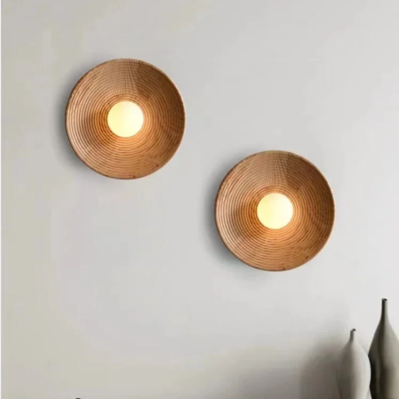 

Round Wood G9 Bulb Wall Lamp New Style for Parlor Aisle Bedroom Hotel Shop Lighting Sconce White Glass Indoor Lighting Fixtures