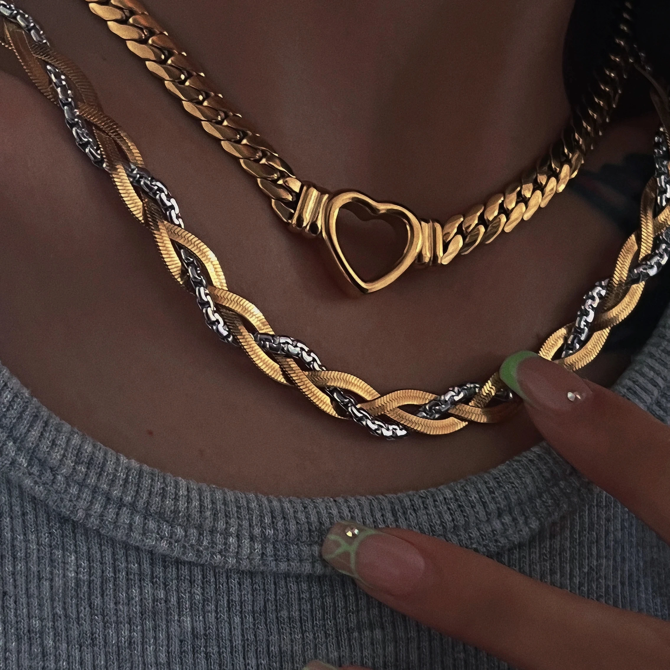 Uworld Catena di Serpente in Acciaio Inossidabile Piatto 18K Colore Oro Hollow Cuore Collana Girocollo Non Appannamento Donne Ragazze Regalo collares para  36