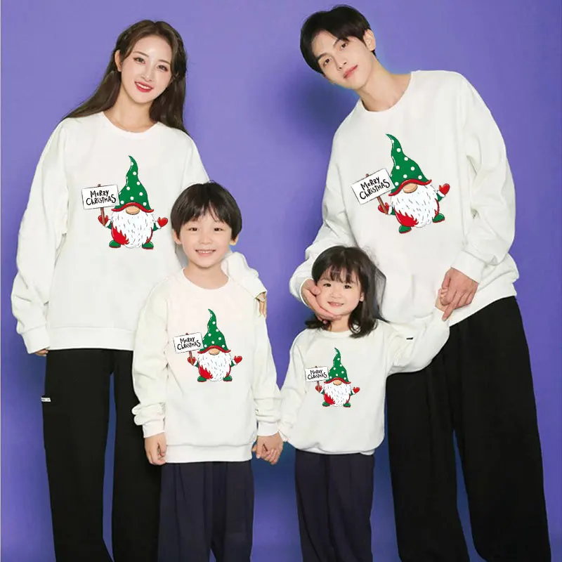 thumbnail image 2 of 2025 Camisetas navideñas para mamá e hija, sudaderas para papá e hijo, conjuntos familiares a juego de invierno, camisas estampadas de Papá Noel, suéteres casuales, 2 of 5